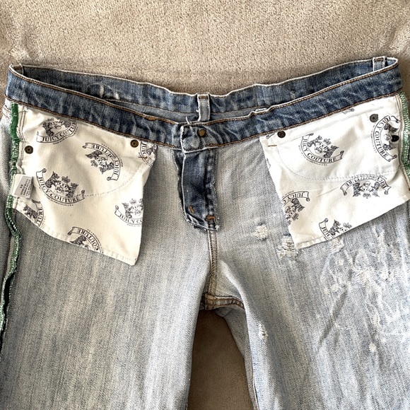 JUICY COUTURE | Women’s Light Wash Low Rise Distressed 90s Jeans Size 31 - Picture 10 of 11